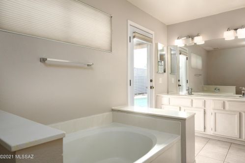 5349 Grouse Way, Tucson AZ  85742-9495 exterior