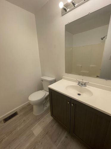 7542 Whitcomb St, Gary IN 46404-2618 exterior