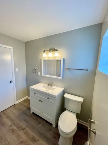 8015 Keeler Ave, Chicago IL  60652-2313 exterior