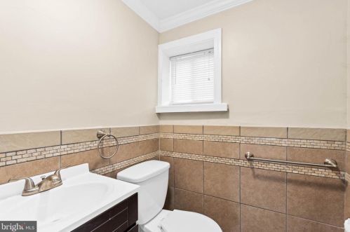 203 Ava Ave, Somerdale NJ 08083-1702 exterior