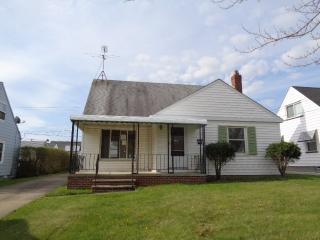 2725 Silverdale Ave, Cleveland OH  44109-5526 exterior