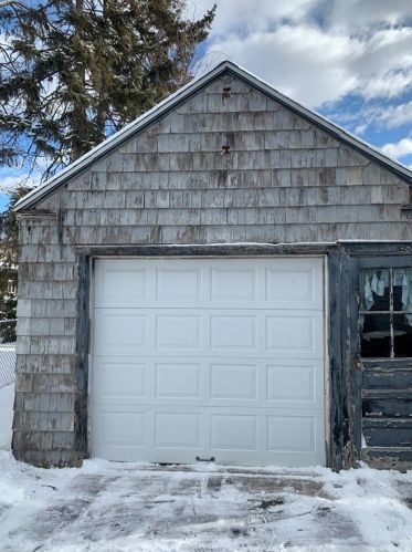 41 Fresno St, Springfield MA  01104-3111 exterior