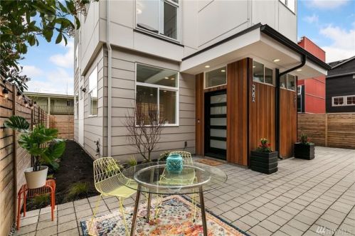 306 25th Ave, Seattle WA  98112-4708 exterior