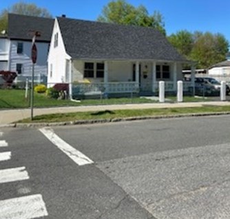 124 Abbe Ave, Springfield, MA 01107-1017