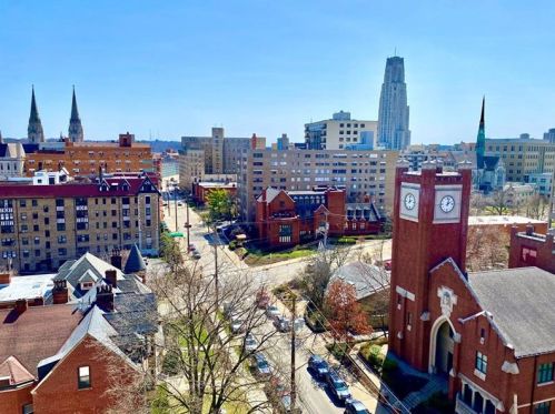 220 Dithridge St, Pittsburgh PA  15213-1456 exterior