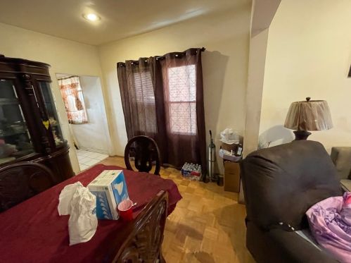 4045 Moody Ave, Chicago IL 60638-3548 exterior