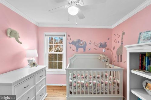 725 Silver Spring Ave, Silver Spring MD 20910-4616 exterior