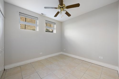 1427 17th St, Chicago IL 60608-2010 exterior