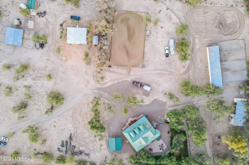 8644 Tanque Verde Rd, Tucson, AZ 85749-8794