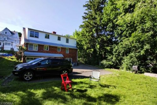 55 8 St, Paterson NJ 07506-3609 exterior