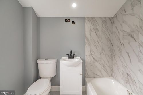 1134 Mulberry St, Chester PA 19015-3046 exterior