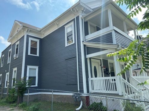 93 Thompson St, Springfield MA 01109-3919 exterior