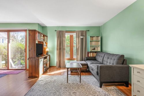 6758 Park Ridge Dr, Madison, WI 53719-2236