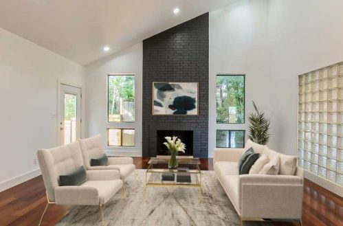 7050 Gaston Ave, Dallas, TX 75214-3846