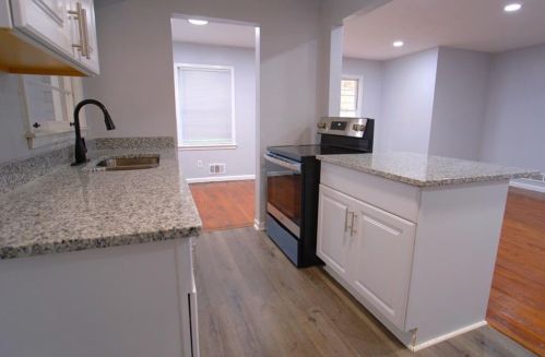 1977 Dodson Dr, Atlanta GA  30311-4458 exterior