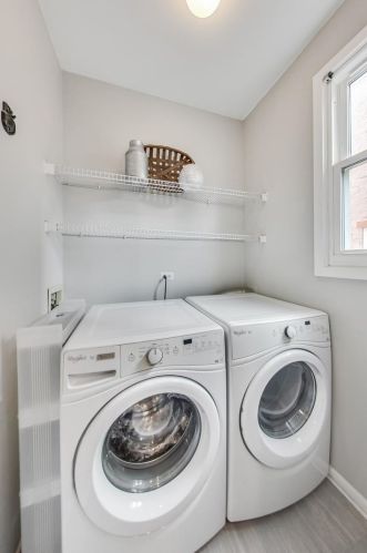 1312 Damen Ave, Chicago IL 60647-5507 exterior