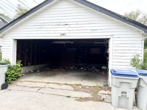 3384 37th St, Milwaukee WI  53216-3726 exterior