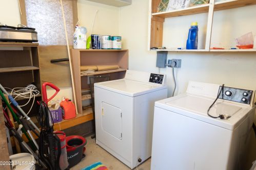 5401 Flying M St, Tucson AZ 85713-6421 exterior