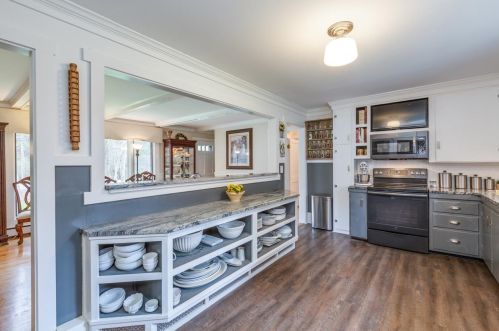 212 Hopkinton Rd, Concord NH 03301-7911 exterior