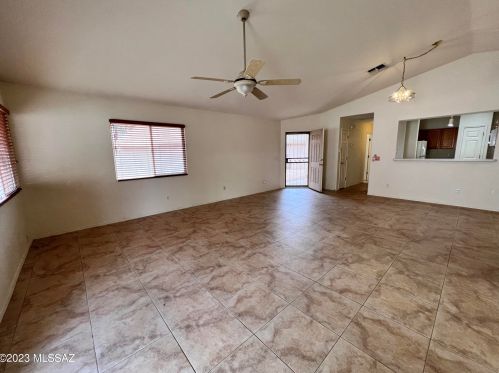 13292 Hammerstone Ln, Tucson AZ  85755-1901 exterior