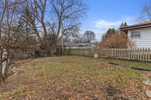 9826 Langlade St, Milwaukee WI 53225-1014 exterior