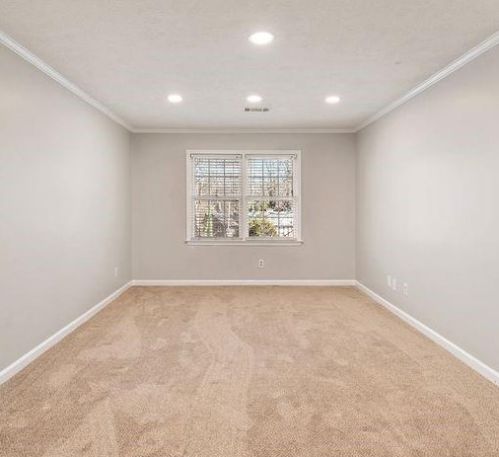 2119 Harbour Oaks Dr, Lithonia GA  30078-2335 exterior