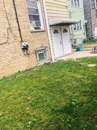 4107 Barry Ave, Chicago IL 60641-5034 exterior