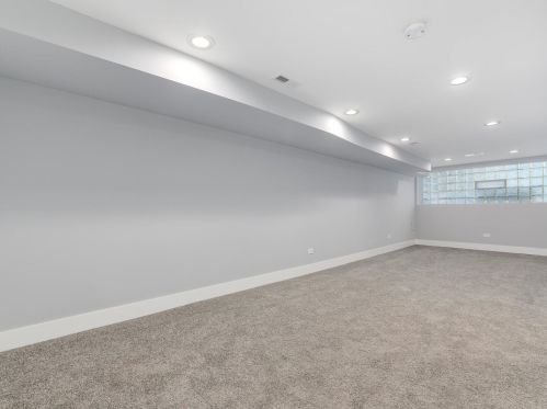 2047 Keeler Ave, Chicago IL 60803-1614 exterior