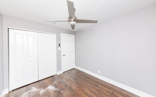 6758 Artesian Ave, Chicago IL  60645-4614 exterior