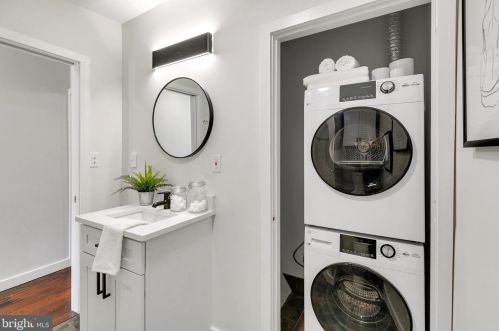 1908 Firth St, Philadelphia PA 19125-1706 exterior