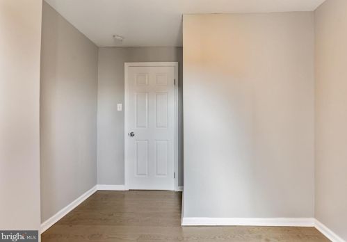 2022 Manton St, Philadelphia PA  19146-4328 exterior