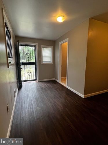 1022 Mechanic St, Camden NJ 08104-1224 exterior