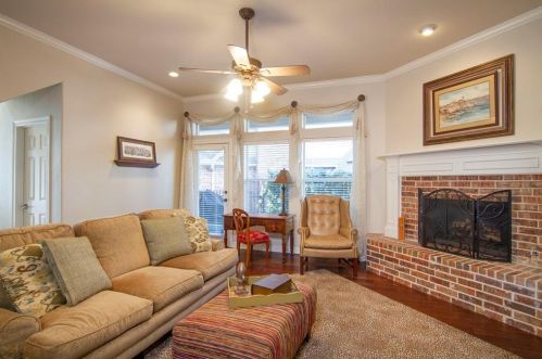 7203 Abrams Pl Ct, Dallas TX 75231 exterior