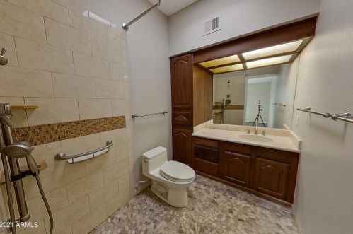 12020 36 Pl, Phoenix AZ 85050-4861 exterior