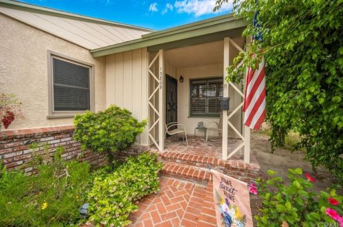 13809 Ibbetson Ave, Bellflower CA 90706-2522 exterior