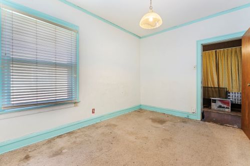 7439 Wabash Ave, Chicago IL 60619-1627 exterior