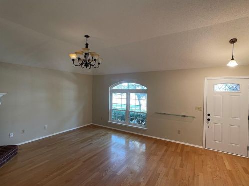 7918 Elkhorn Mountain Trl, Austin, TX 78729-6407