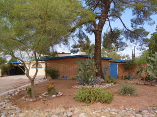1902 Avenida Planeta, Tucson AZ  85710-5411 exterior