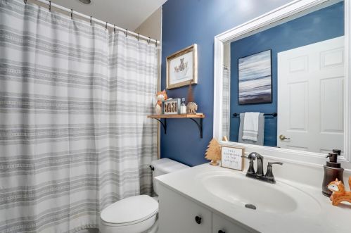 2766 Evergreen Cir, Boynton Beach FL 33426-8657 exterior