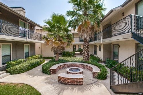 5806 Birchbrook Dr, Dallas TX  75206-4556 exterior