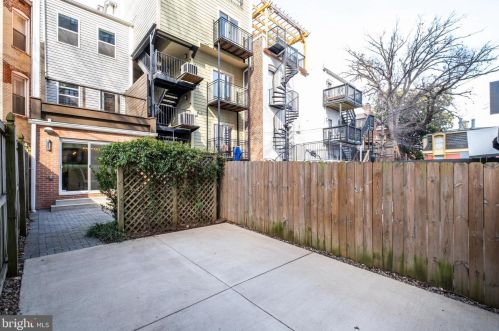 412 M St, Washington DC 20002-3421 exterior