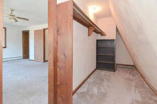 210 Greenhouse Rd, Coventry RI 02827-2101 exterior