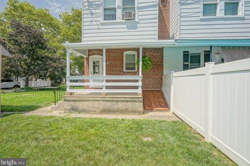 7017 Glenloch St, Philadelphia PA 19135-2223 exterior