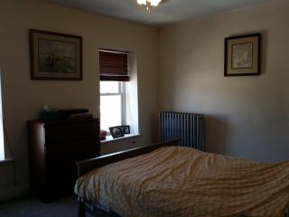 4084 Pechin St, Philadelphia PA  19128-3628 exterior