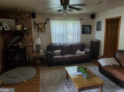 910 Orange St, Media PA 19063-2319 exterior