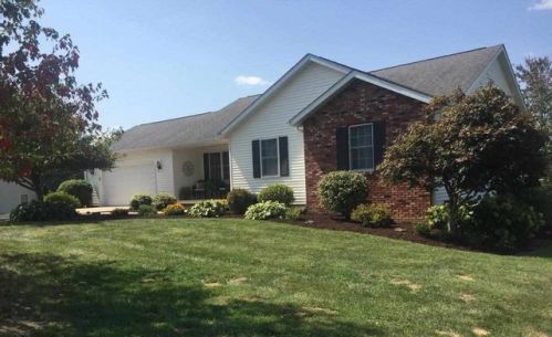 205 Maple Run Estates Dr, Springville, IN 47462-5416