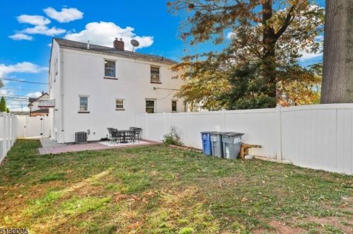 552 Milton Ave, Rahway NJ  07065-5204 exterior