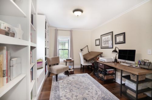 832 Elmwood St, Kalamazoo MI 49007-3236 exterior