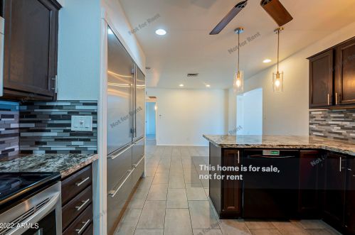 1023 Charleston Ave, Phoenix AZ  85022-1143 exterior