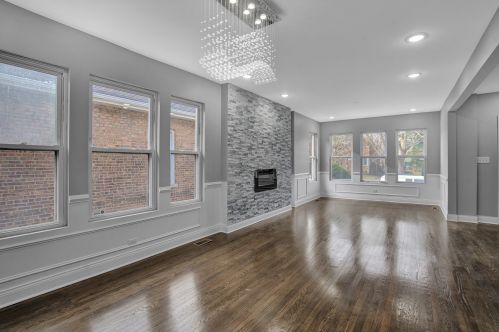 7351 Michigan Ave, Chicago IL 60619-5603 exterior